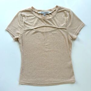 Vented Baby Tee in Beige, Tan, Oatmeal EUC - 19” Long Size Small (Juniors)